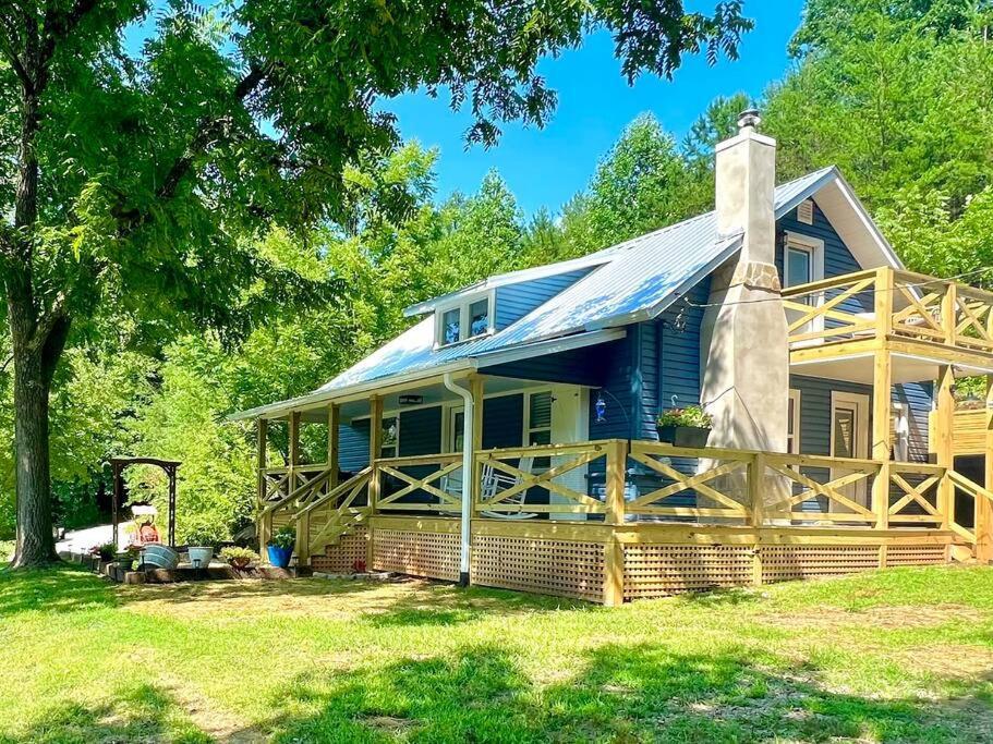 Riverside Relaxer W/Hot Tub+Fire Pit +Wifi & View Франклин Екстериор снимка